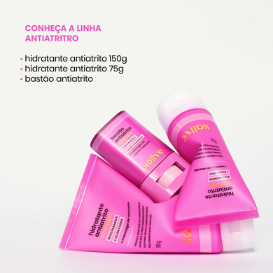 Imagem dos três produtos da linha Antiatrito da Sallve: hidratante corporal 150g, hidratante 75g e bastão antiatrito, todos com embalagens rosa. Texto no topo apresenta os nomes dos itens da linha.