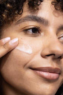 Rotina de skincare noturna: como montar a sua?