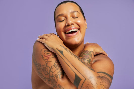 Sol e tatuagem: os cuidados que você precisa ter