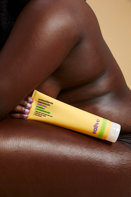 Antioxidante Hidratante Corporal ajuda a uniformizar textura da pele