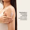 Hidratante Renovador Corporal Sallve aplicado no braço – hidratação e renovação corporal para reduzir marcas e pelos encravados