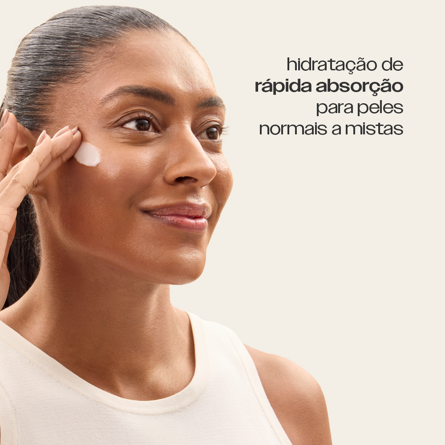 Hidratante Facial Sallve aplicado no rosto – hidratação de rápida absorção para peles normais e mistas