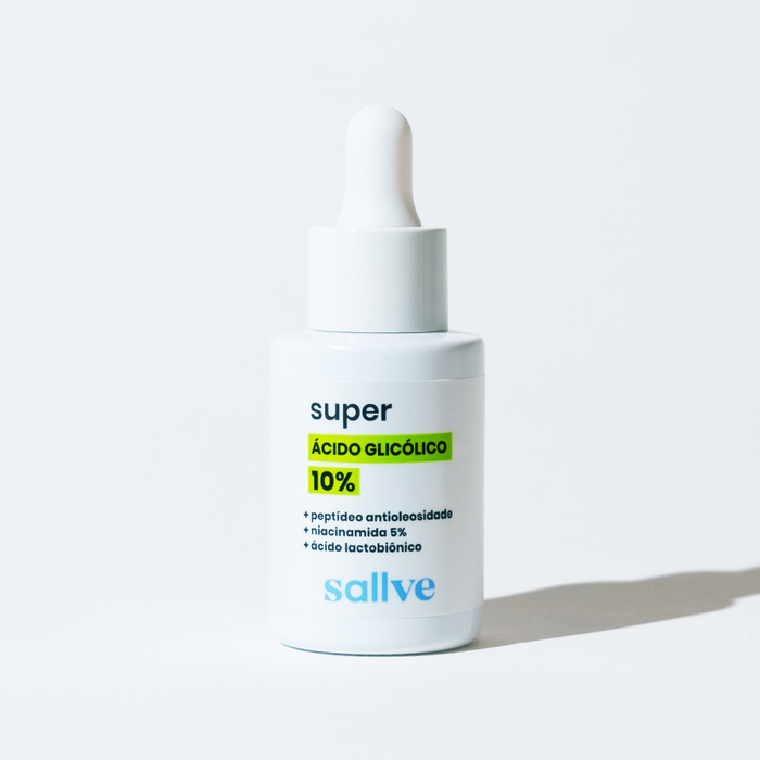 Frasco do Super Ácido Glicólico 10% da Sallve, sérum antioleosidade com niacinamida e peptídeo.