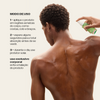 Aplicação do Spray Antiacne Corporal Sallve nas costas – uso exclusivo corporal em regiões acneicas como costas, colo e braços