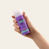 Tônico Renovador Sallve 120ml na mão – frasco com ácidos glicólico, málico e lático